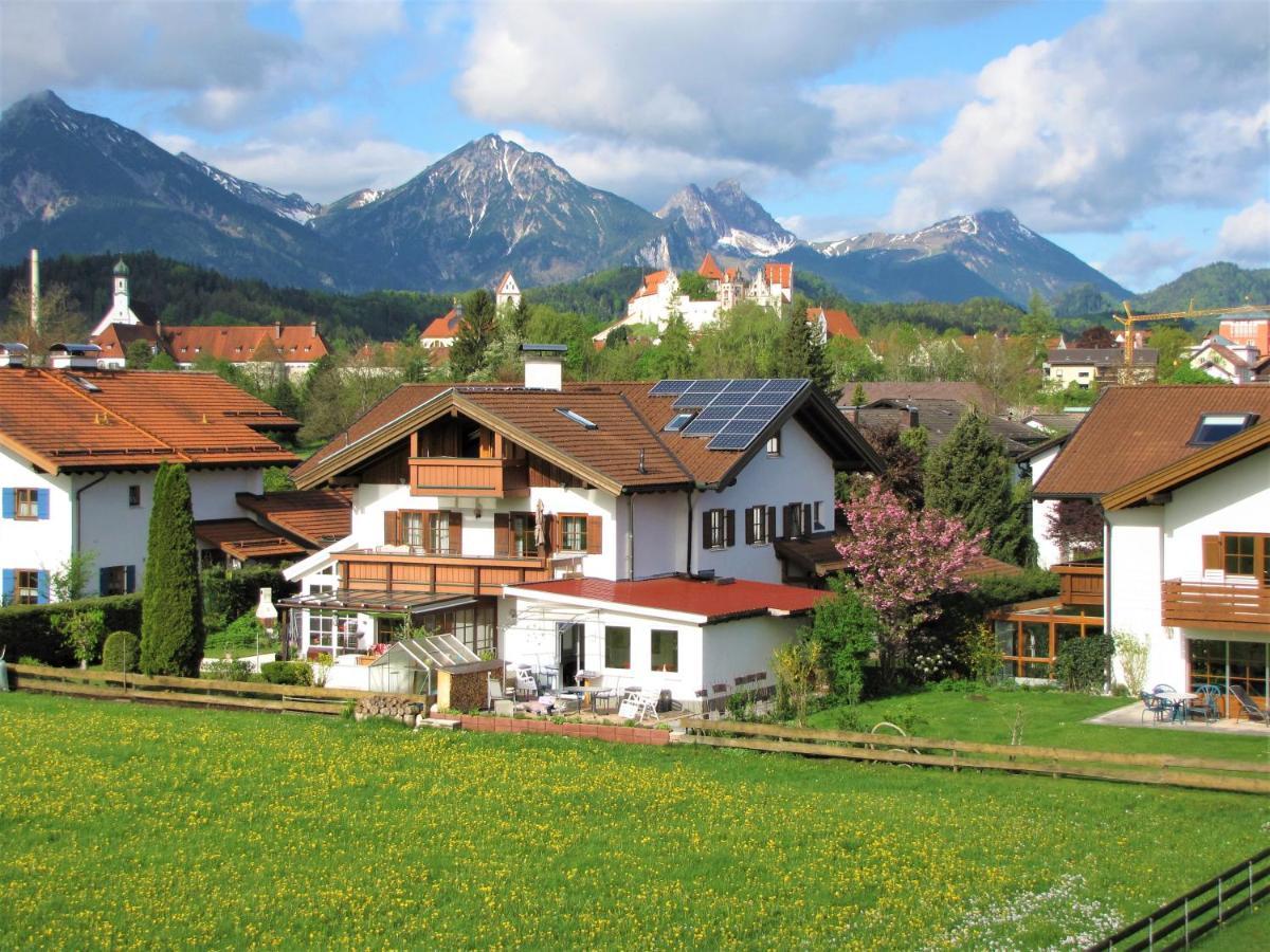 Ferienwohnung Herzstueck Im Haus Schlossblick Fussen Exterior photo